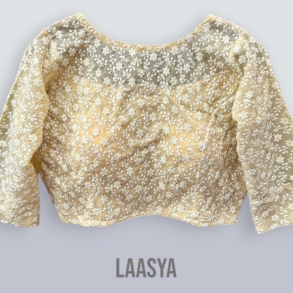 NWT: Readymade Stitched Blouse White Embroidered with Sequins 34"-42" S… - Picture 5 of 9